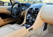 Aston Martin Rapide - белый интерьер салона