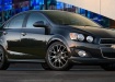 Chevrolet Aveo на городском фоне