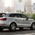 Audi Q7 - официальное фото, в городской суете