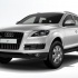 Audi Q7 на белом фоне