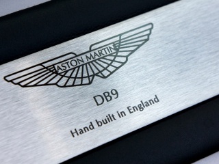 Aston Martin DB9