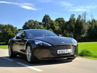 Aston Martin Rapide в чёрном цвете