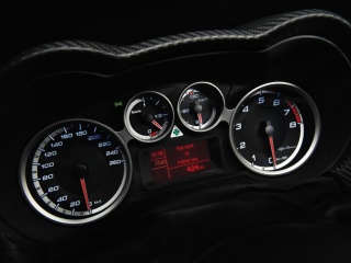 Alfa Romeo MiTo - панель приборов машины