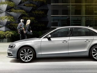 Audi A4 - официальное фото