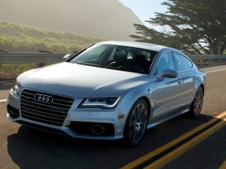 Audi A7 в движении (заставка)